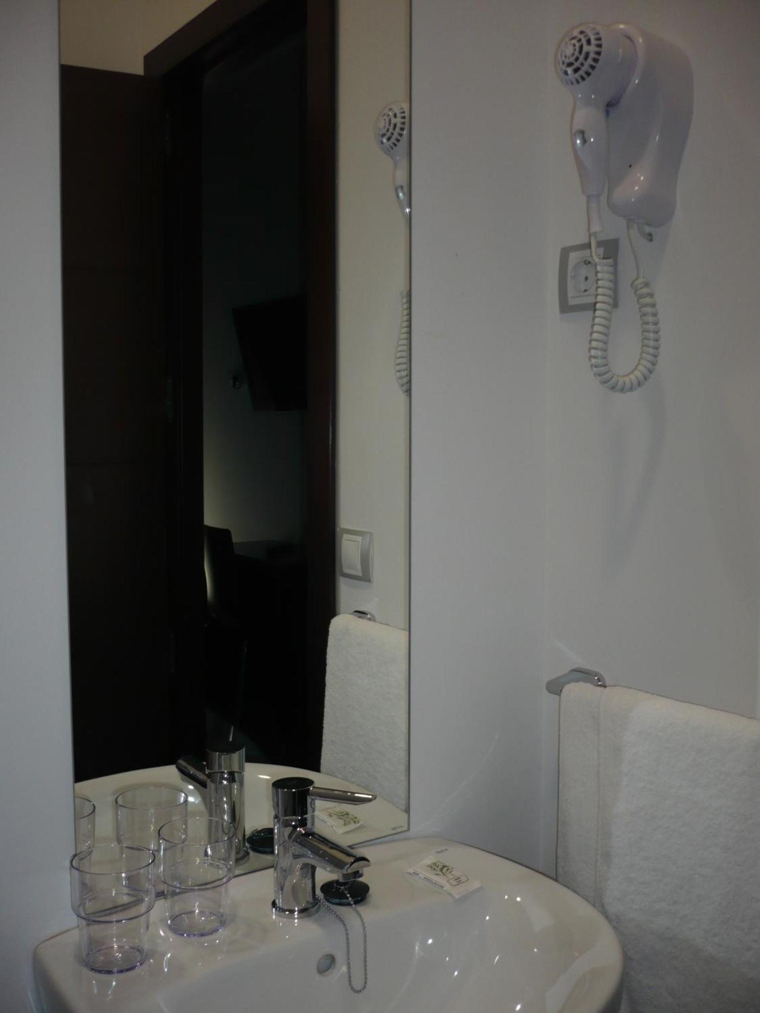 Hostal Cibeles Madrid Eksteriør bilde