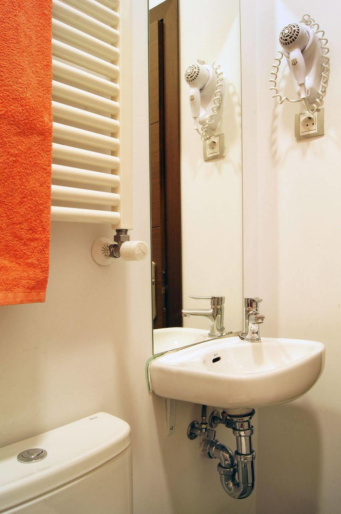 Hostal Cibeles Madrid Eksteriør bilde